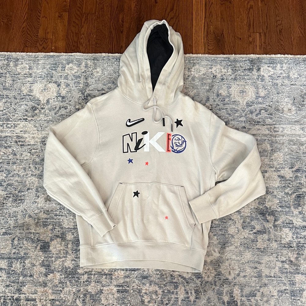 Nike Men's White Hoodie with Black and Red Accents